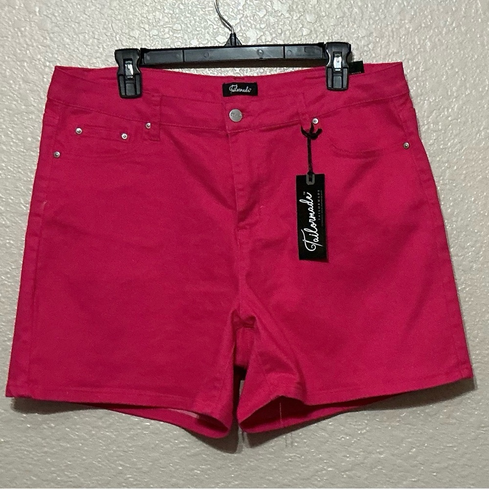 Women’s Hot Pink Classic Style Shorts